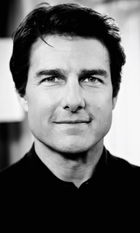 Tom Cruise Black & White Portrait Wallpaper for HTC Desire HD