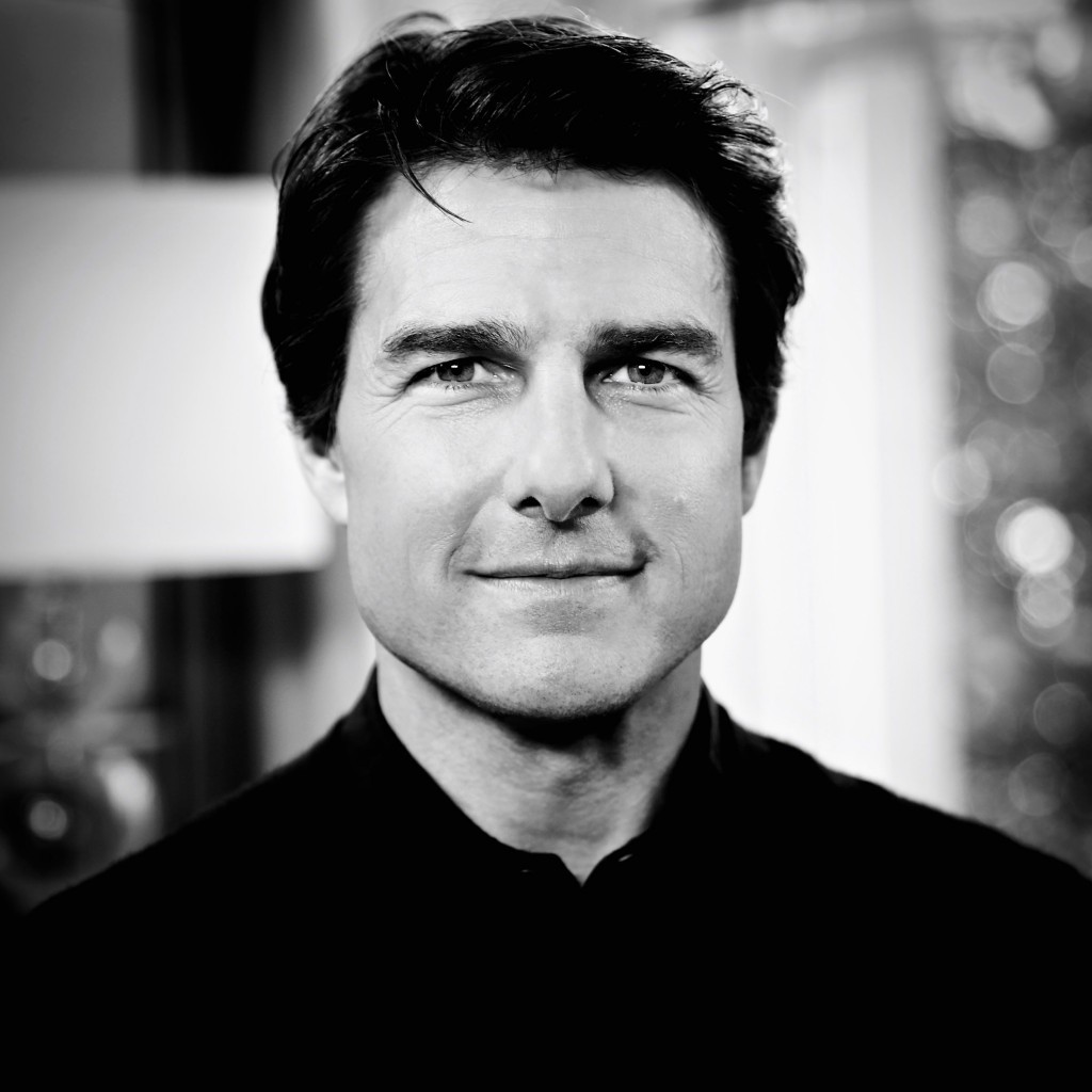 Tom Cruise Black & White Portrait Wallpaper for Apple iPad 2