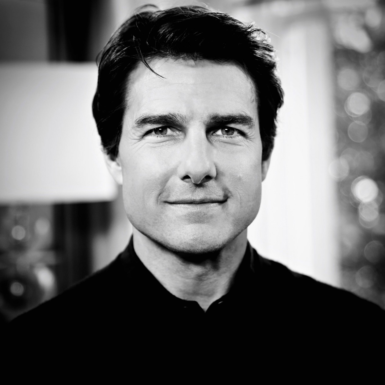 Tom Cruise Black & White Portrait Wallpaper for Apple iPad mini