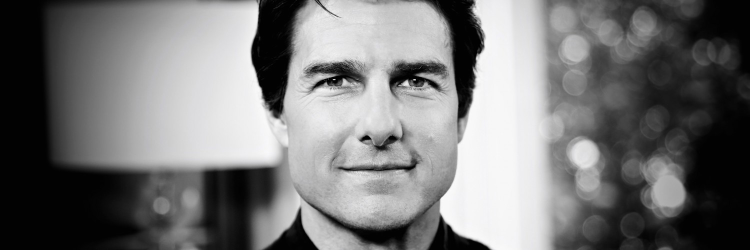 Tom Cruise Black & White Portrait Wallpaper for Social Media Twitter Header