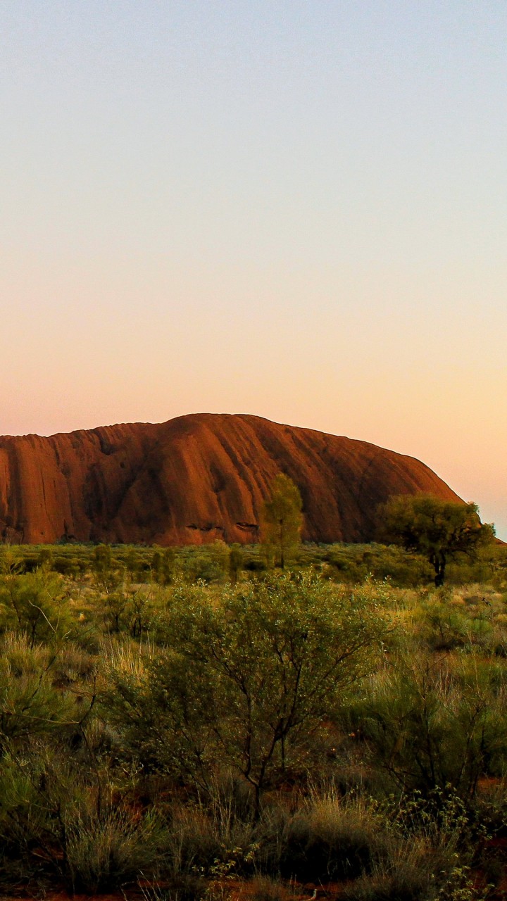 Uluru Sunrise Wallpaper for Motorola Droid Razr HD