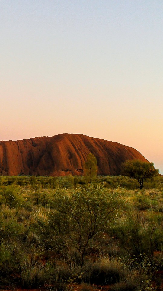 Uluru Sunrise Wallpaper for SAMSUNG Galaxy S4 Mini