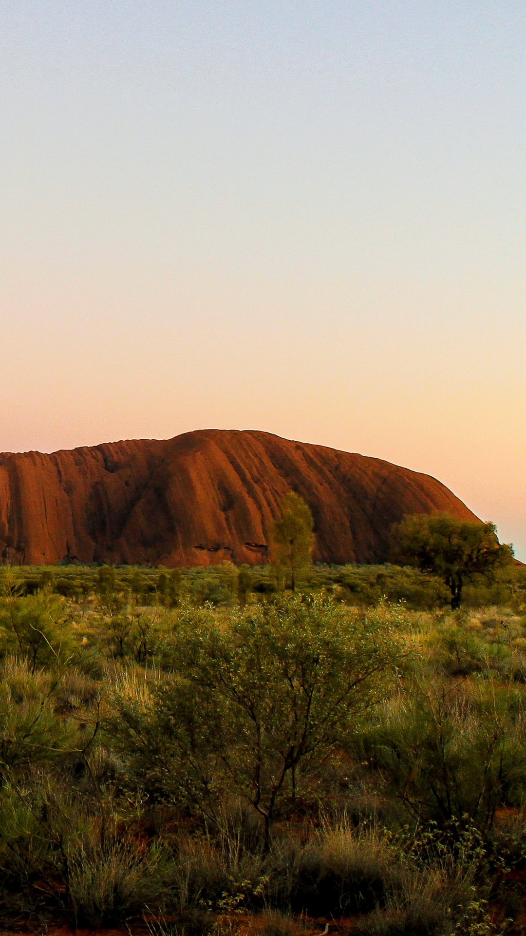 Uluru Sunrise Wallpaper for HTC One