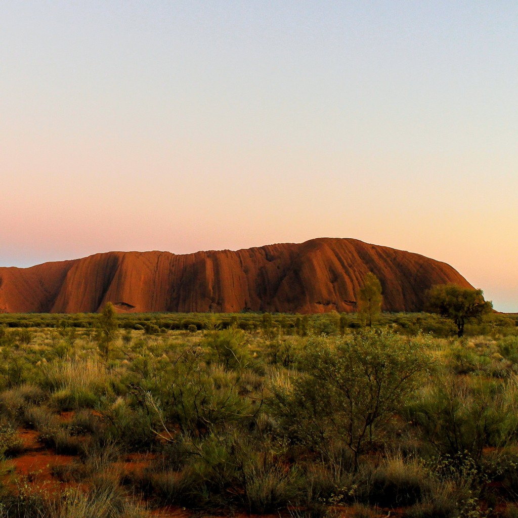 Uluru Sunrise Wallpaper for Apple iPad 2