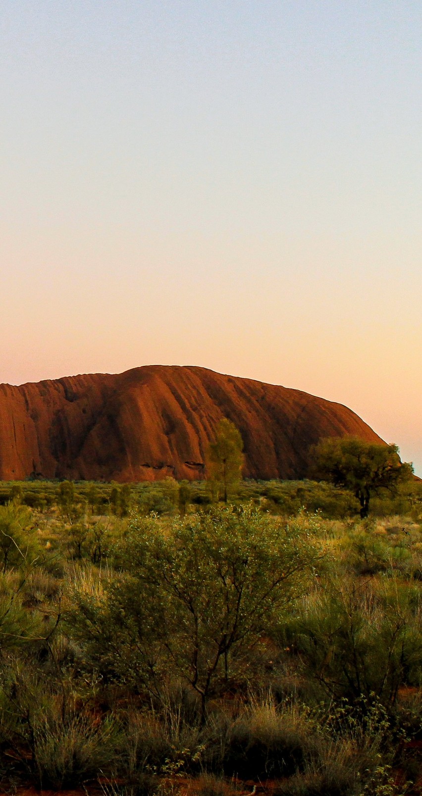 Uluru Sunrise Wallpaper for Apple iPhone 6 / 6s