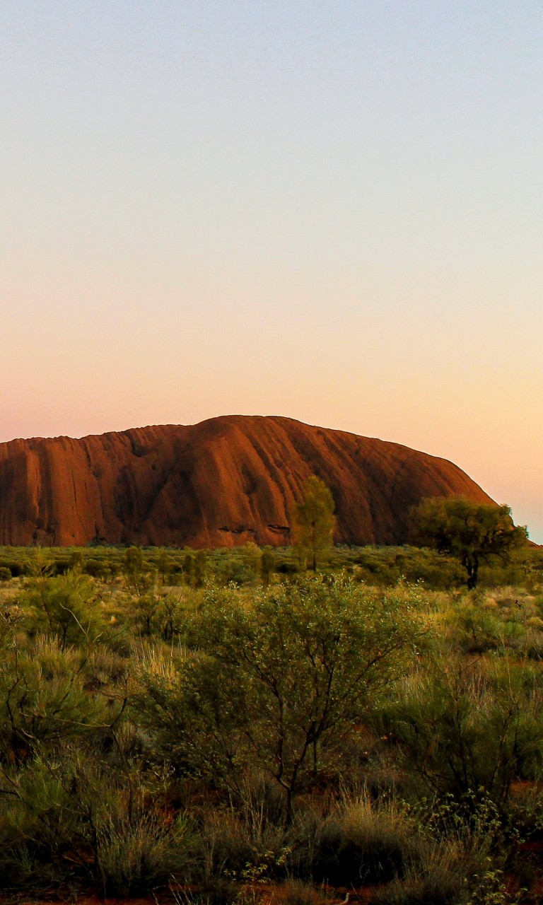 Uluru Sunrise Wallpaper for LG Optimus G