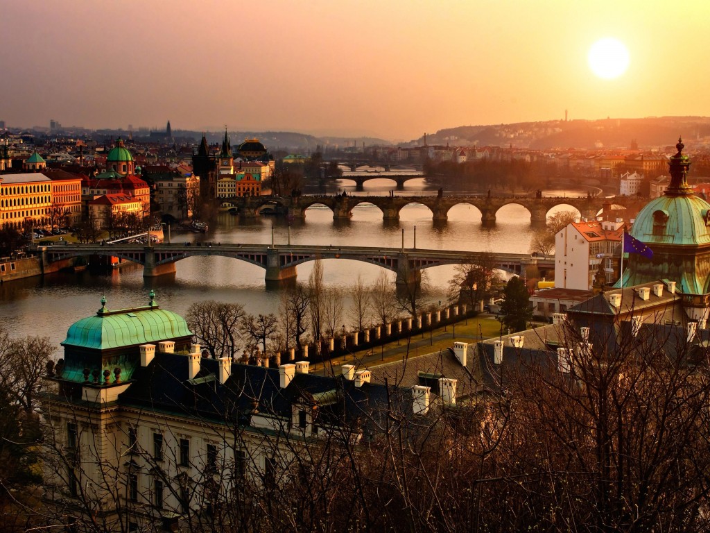 Vltava River in Prague Wallpaper for Desktop 1024x768