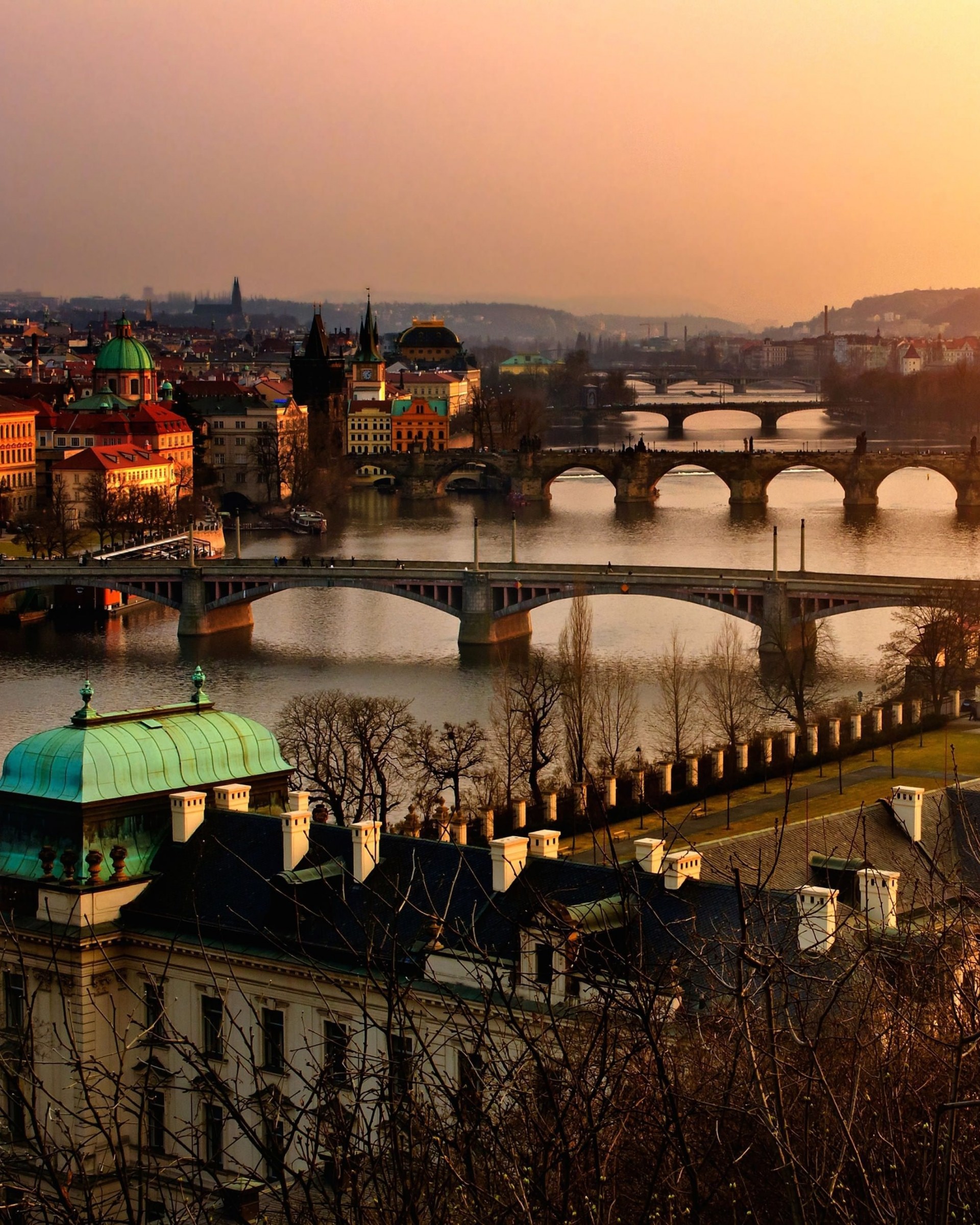 Vltava River in Prague Wallpaper for Google Nexus 7