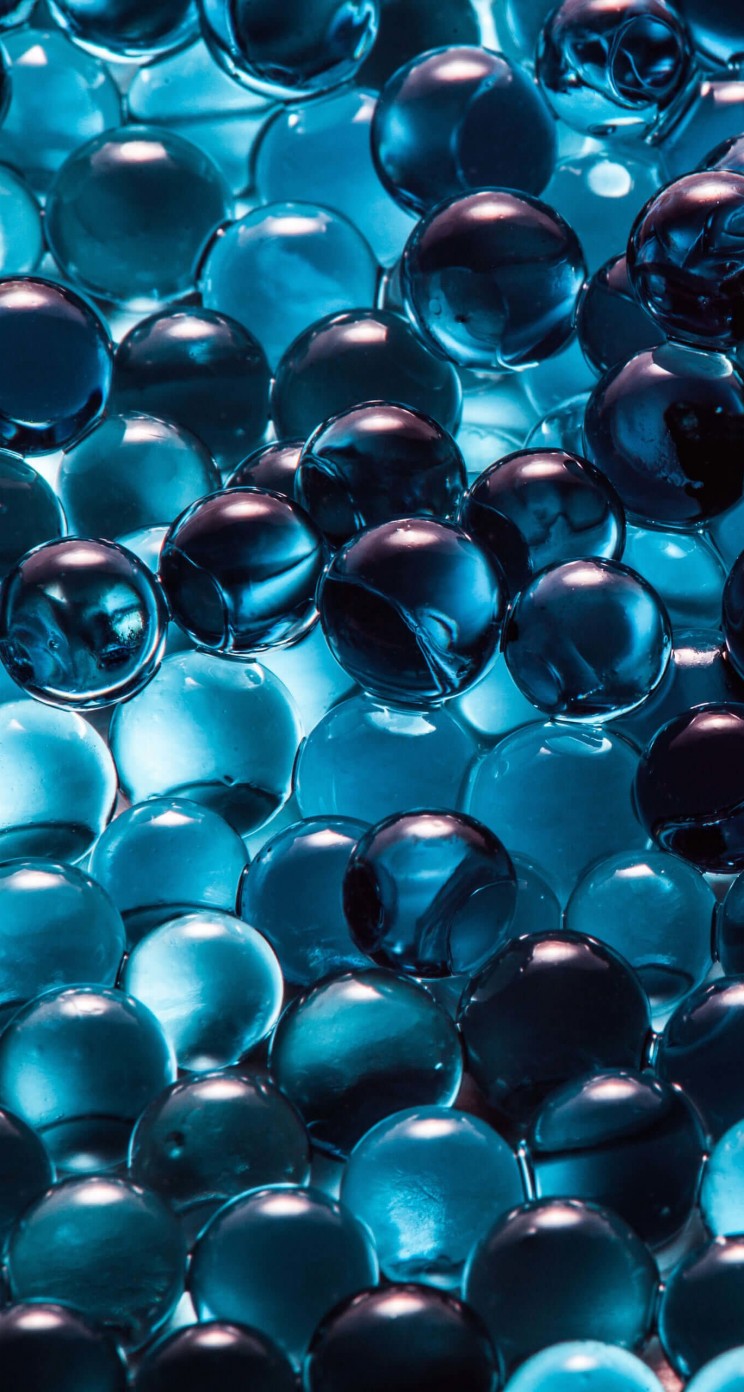 Water Beads Wallpaper for Apple iPhone 5 / 5s