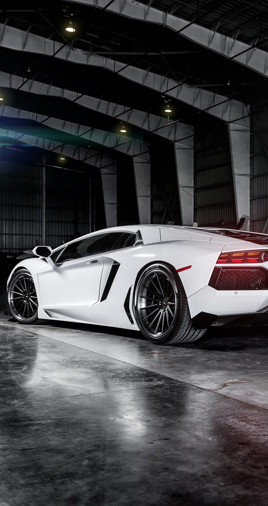 White Lamborghini Aventador Wallpaper for Apple iPhone 6 / 6s