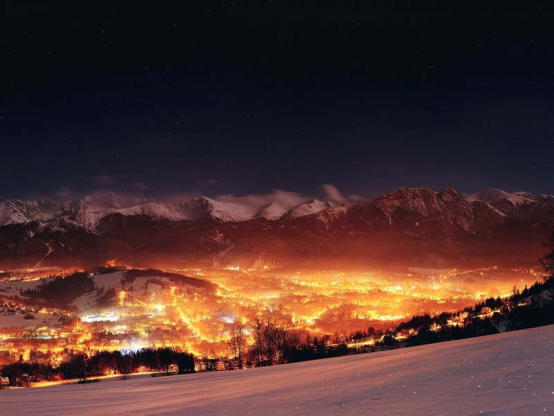 Zakopane City At Night - Poland Wallpaper for Desktop 800x600