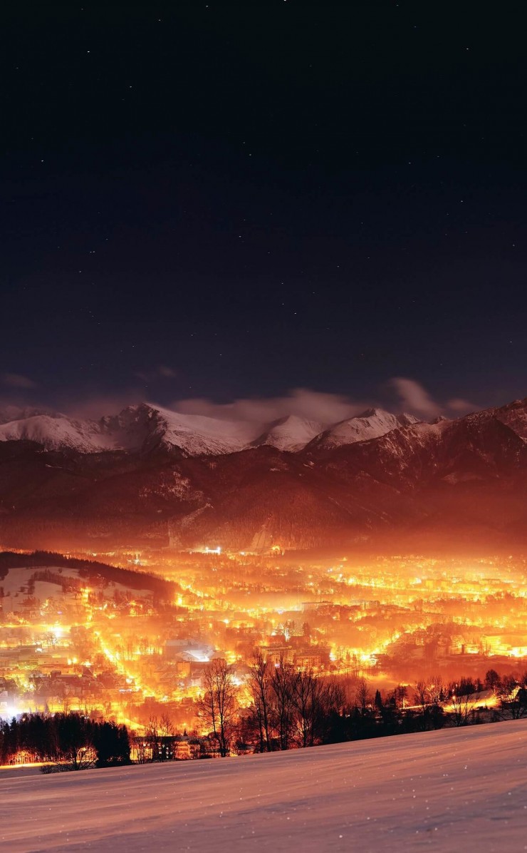 Zakopane City At Night - Poland Wallpaper for Apple iPhone 4 / 4s